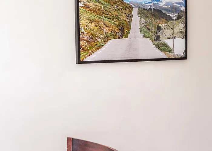 Lägenhet Charming 1800s W Fireplace And Free Parking Oslo