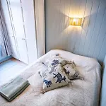 Charming 1800s W Fireplace And Free Parking * Oslo